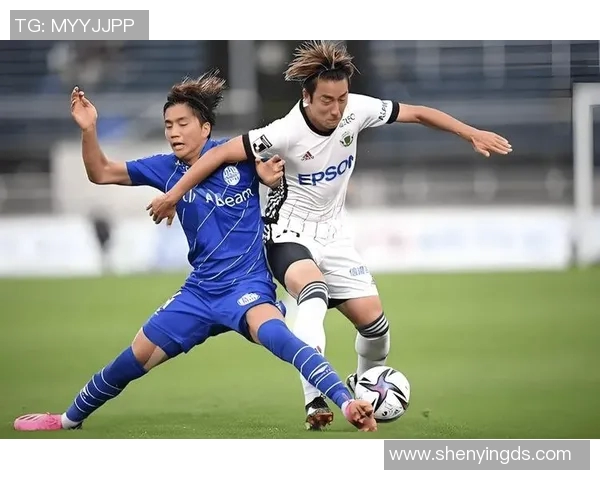 FC琉球与山口雷诺法激战正酣球迷期待精彩对决与精彩进球